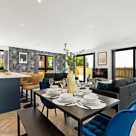 Apartment Contemporary - Free Parking