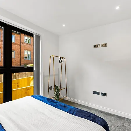 Winter Offer! Modern Spacious - Parking