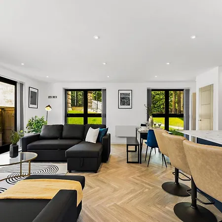 Winter Offer! Modern Spacious - Parking Appartement